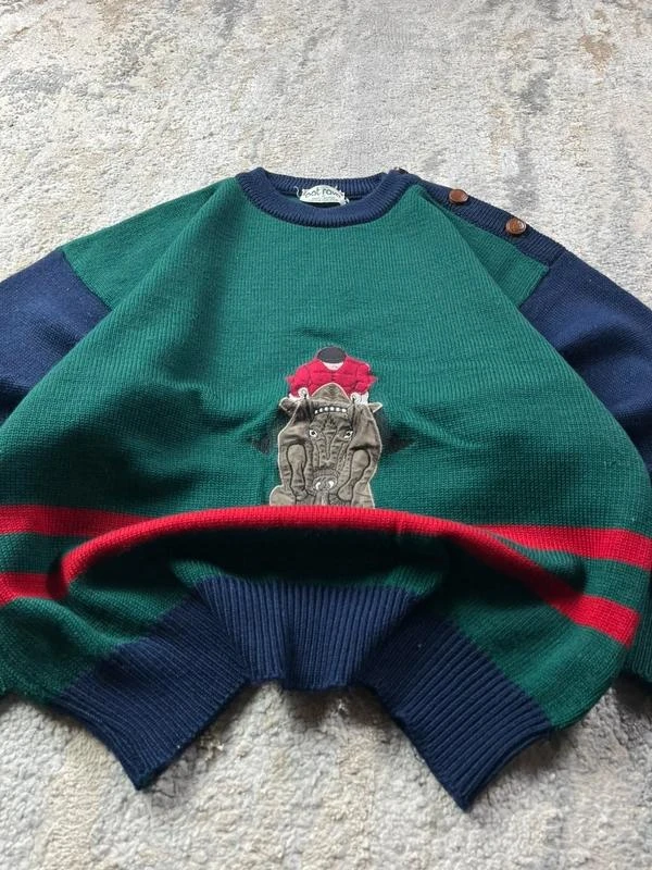Pull en laine à col rond brodé style Coogi Vintage avec boutons sur les épaules – photo 6